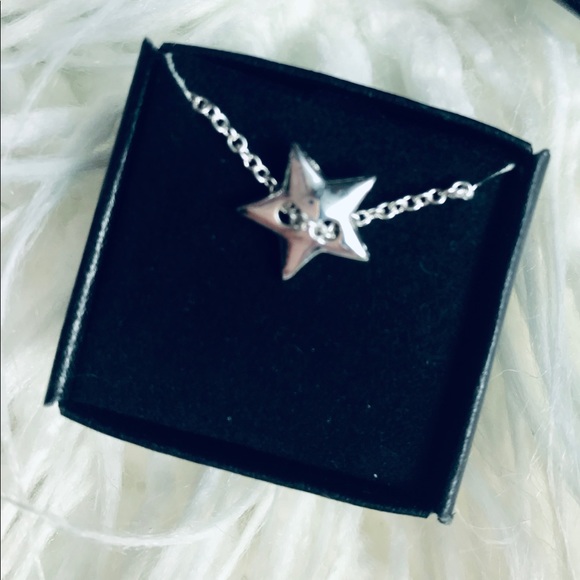 Avon Star Pendant Necklace - Picture 3 of 5